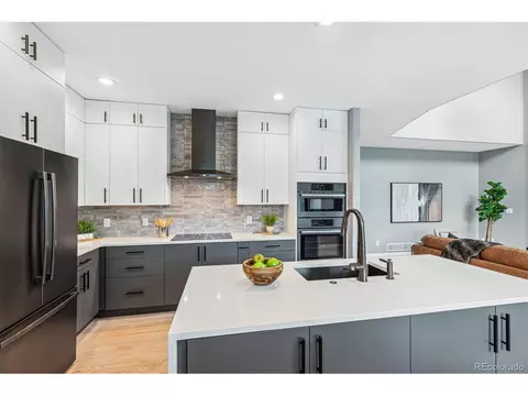 15033 E Maplewood Dr, Centennial, CO 80016 photo 11