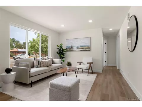 3025 Ursula St, Aurora, CO 80011