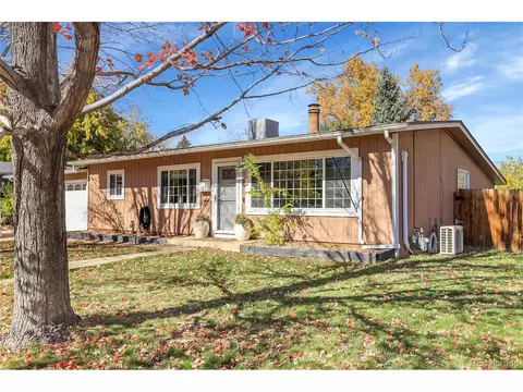 8945 W 49th Ave, Arvada, CO 80002