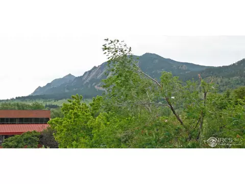 820 Pearl St #A, Boulder, CO 80302 photo 2