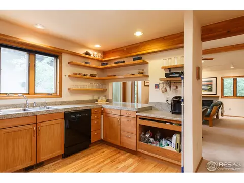 5240 Centennial Trl, Boulder, CO 80303 photo 5