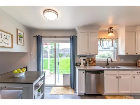 5566 E Davies Pl, Centennial, CO 80122 photo 12
