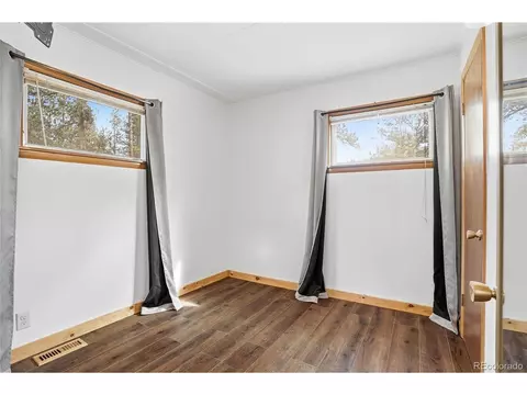 Bedroom - 134 Aspen Dr, Lyons, CO 80540 photo 1 of 2