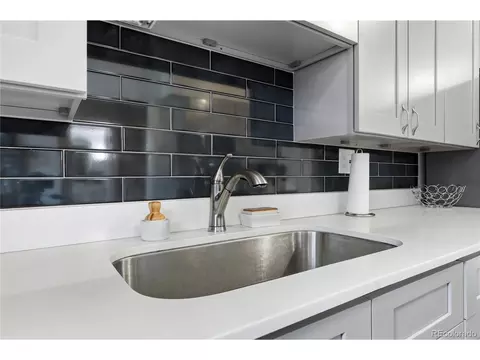 Kitchen - 3536 S Ivanhoe St, Denver, CO 80237 photo 2 of 5