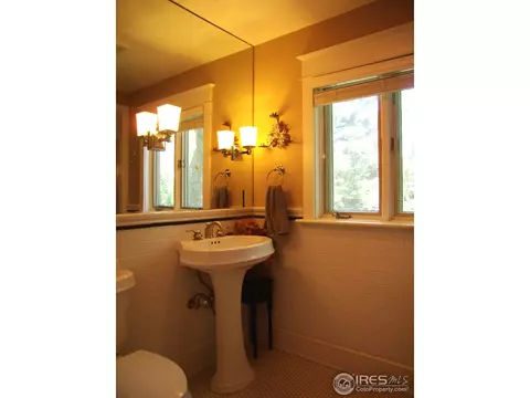 570 Hawthorn Ave, Boulder, CO 80304 photo 8