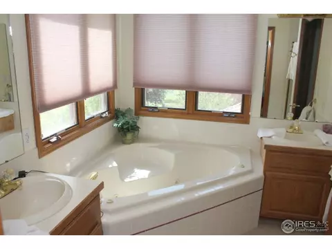 2507 Mapleton Ct, Longmont, CO 80503 photo 22