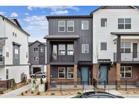 6834 Merseyside Ln, Castle Pines, CO 80108