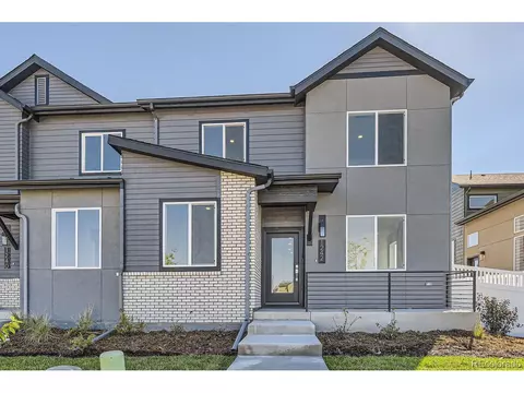 1242 S Algonquian, Aurora, CO 80018