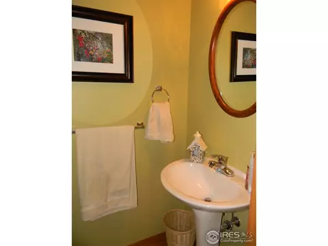 300 E Nebraska Ave, Berthoud, CO 80513 photo 12