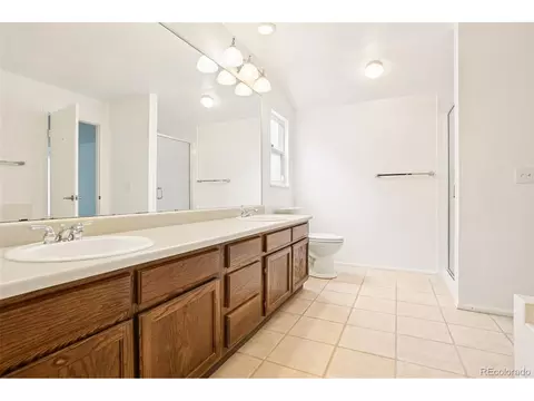 Bath - 12973 E Cornell Ave, Aurora, CO 80014 photo 4 of 6