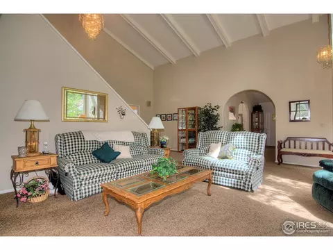 2033 Lee Hill Dr, Boulder, CO 80302 photo 3