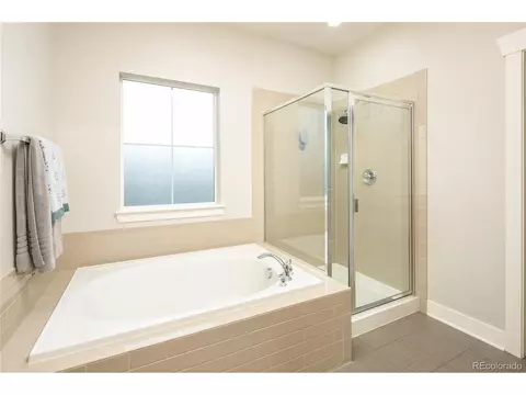 8965 E 34th Pl, Denver, CO 80238 photo 17