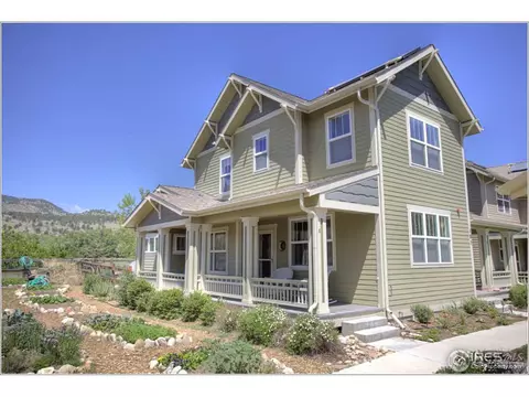 185 2nd Ave #2-A, Lyons, CO 80540 photo 1