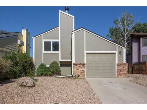 1334 Dogwood Ln, Longmont, CO 80501