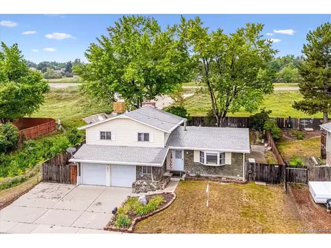 9984 W Maryland Dr, Lakewood, CO 80232