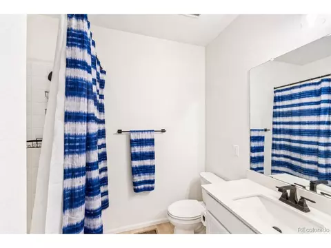 Bath - 24544 E 37th Ave, Aurora, CO 80019 photo 4 of 4