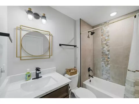 Bath - 30959 E 151st Ave, Brighton, CO 80603 photo 4 of 5