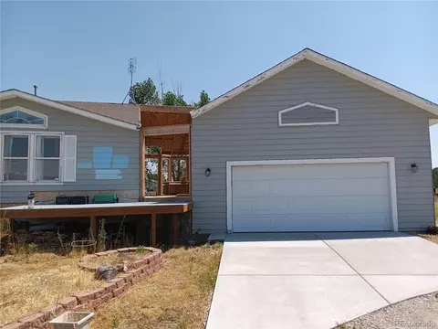 1594 S Nutmeg St, Bennett, CO 80102 photo 2