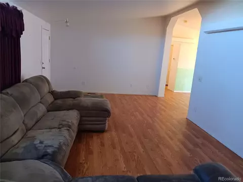 1594 S Nutmeg St, Bennett, CO 80102 photo 8