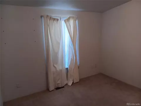 1594 S Nutmeg St, Bennett, CO 80102 photo 13