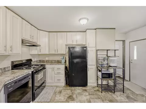 211 B St, Evans, CO 80620 photo 19