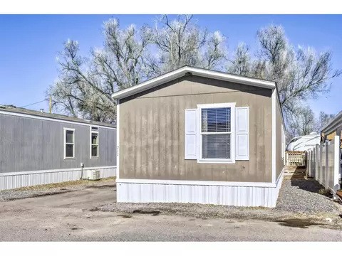 211 B St, Evans, CO 80620 photo 4