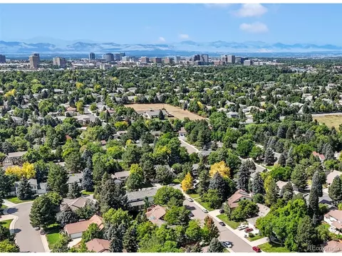 11657 E Berry Dr, Englewood, CO 80111