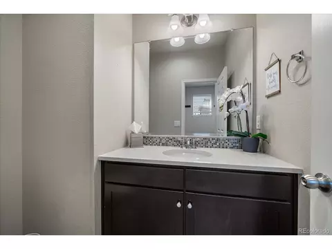 9094 E 58th Dr, Denver, CO 80238 photo 17