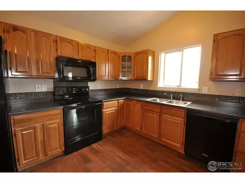 497 E 20th St, Greeley, CO 80631 photo 5