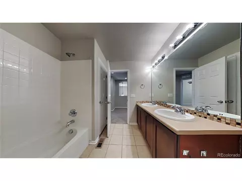 24305 E 4th Dr, Aurora, CO 80018 photo 10