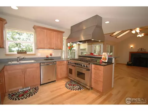 1125 Hancock Dr, Boulder, CO 80303 photo 4