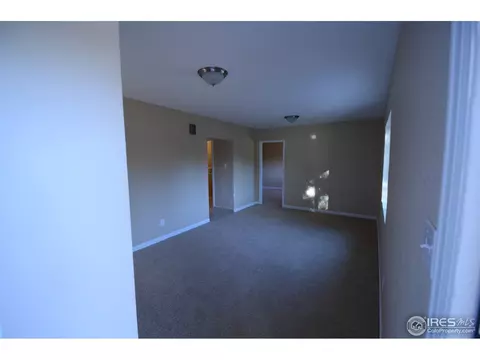 941 Ash Ct, Thornton, CO 80229 photo 2
