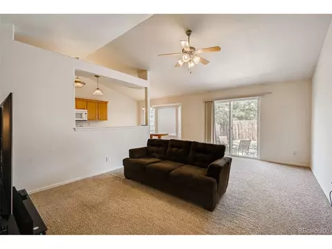 433 E 28th Street Ln, Greeley, CO 80631 photo 6