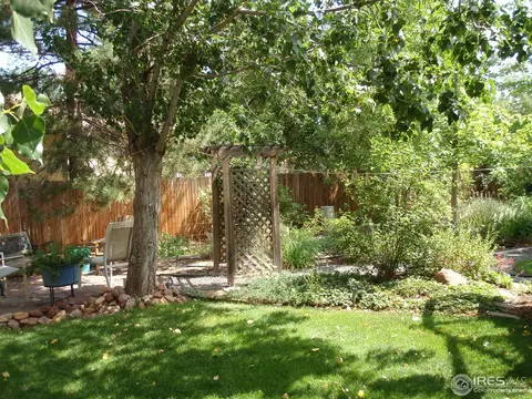 1404 Snowmass Ct, Boulder, CO 80305 photo 2