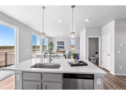 22043 E 38th Pl, Aurora, CO 80019 photo 7