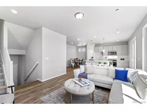 22043 E 38th Pl, Aurora, CO 80019 photo 14