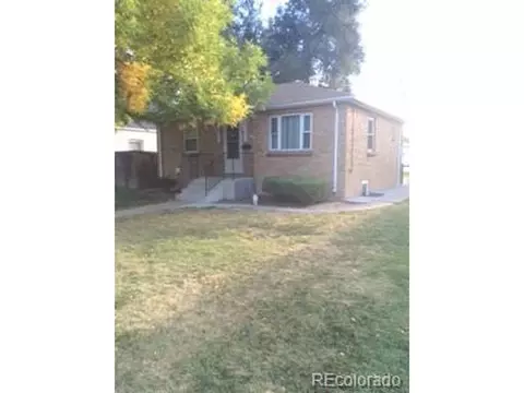 3010 S Delaware St, Englewood, CO 80110