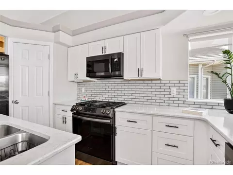 Kitchen - 20395 E 49th Ave, Denver, CO 80249 photo 5 of 5