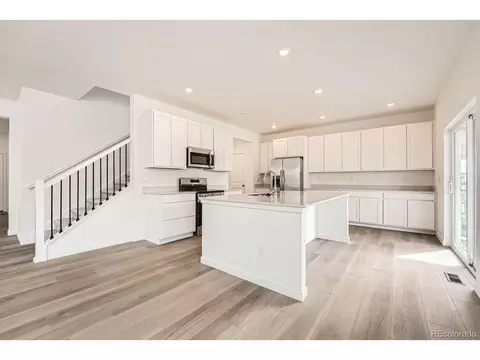 24756 Evans Dr, Aurora, CO 80018 photo 6