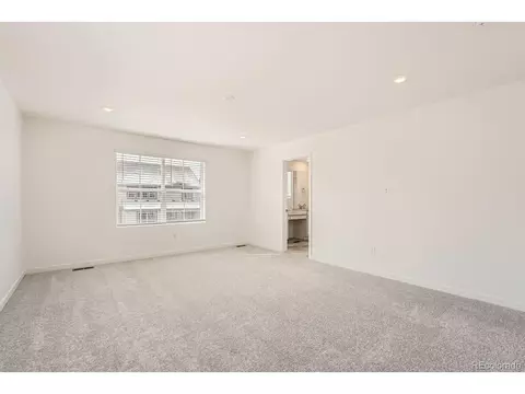 24756 Evans Dr, Aurora, CO 80018 photo 8