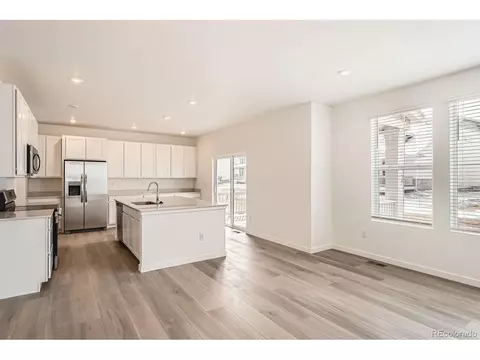 24756 Evans Dr, Aurora, CO 80018 photo 5