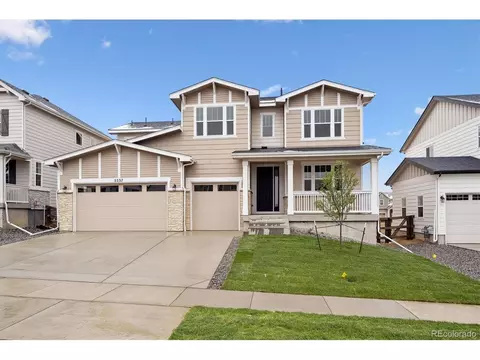 5537 Riverbend Ave, Longmont, CO 80504