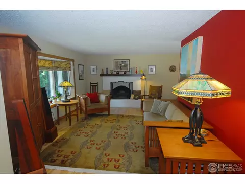 4870 Fairlawn Ct, Boulder, CO 80301 photo 3
