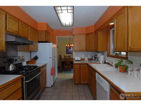 4870 Fairlawn Ct, Boulder, CO 80301 photo 7