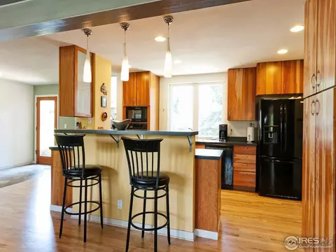 801 Crescent Dr, Boulder, CO 80303 photo 2