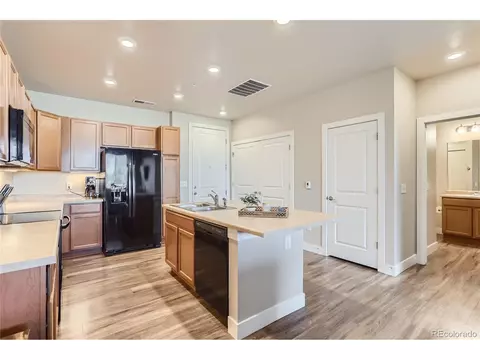 981 S Sable Blvd #305, Aurora, CO 80012