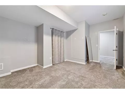 76 N Ider St, Aurora, CO 80018 photo 32