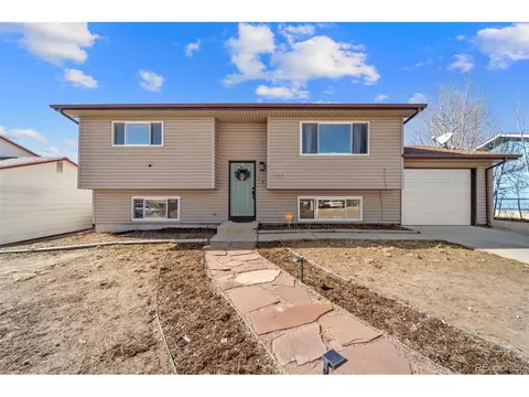 1660 Mineola St, Colorado Springs, CO 80915