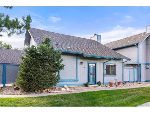 2448 S Victor St #B, Aurora, CO 80014