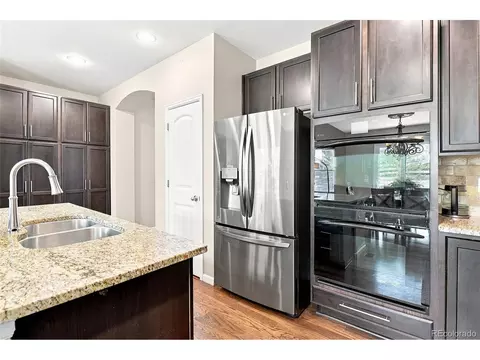 Kitchen - 25481 E Ottawa Dr, Aurora, CO 80016 photo 3 of 5